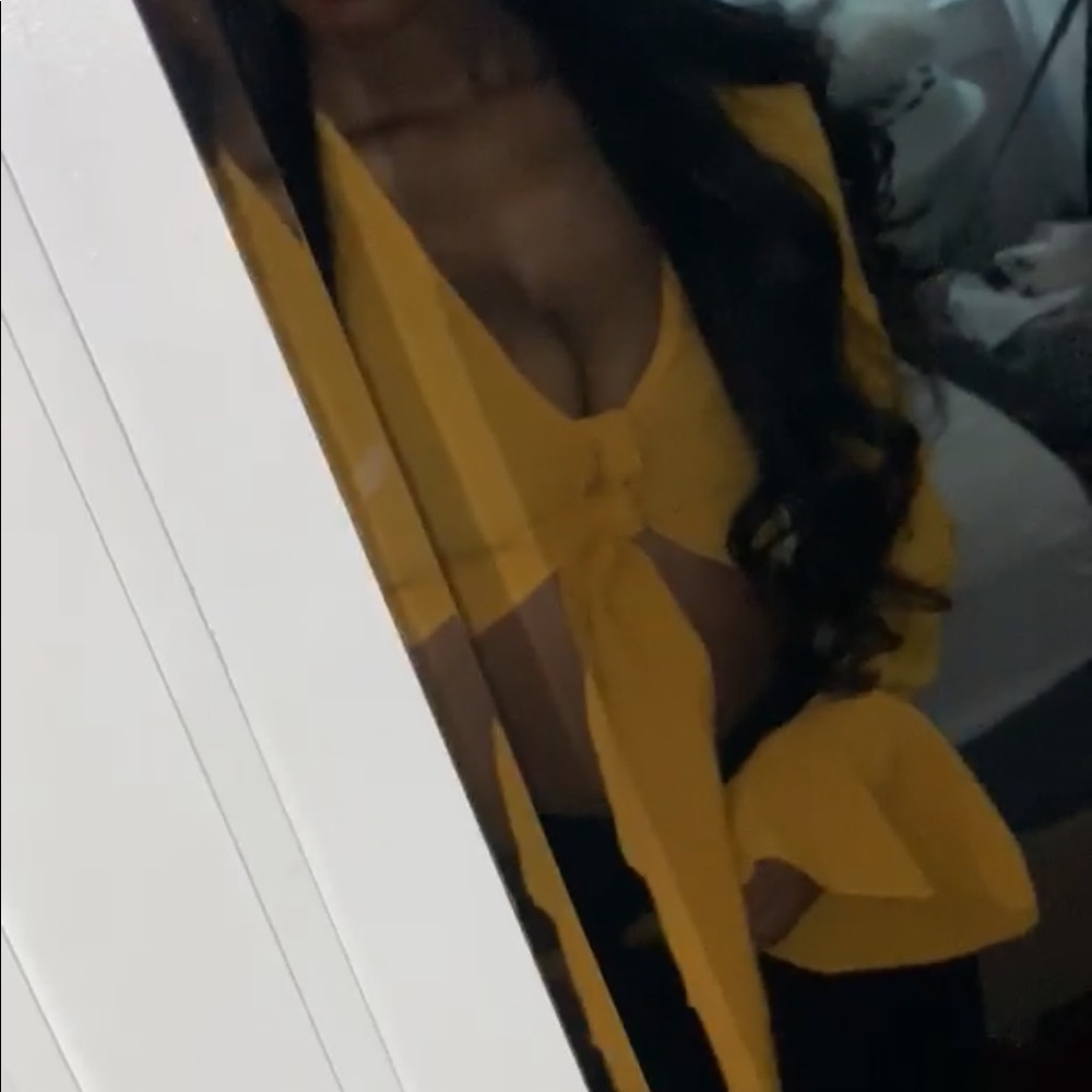prettylittlething top